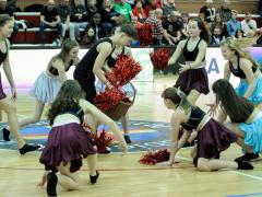 Výběrové soubory InDance - basketbalový zápas v hale Dašická