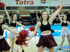 Výběrové soubory InDance - basketbalový zápas v hale Dašická