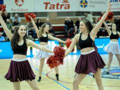 Výběrové soubory InDance - basketbalový zápas v hale Dašická